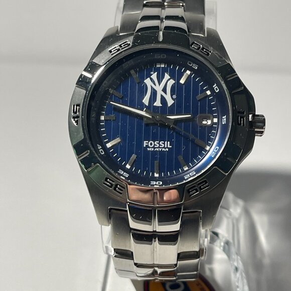New York Yankees MLB Stainless-Steel Men's Watch by Fossil NEW (RARE) - Picture 7 of 9